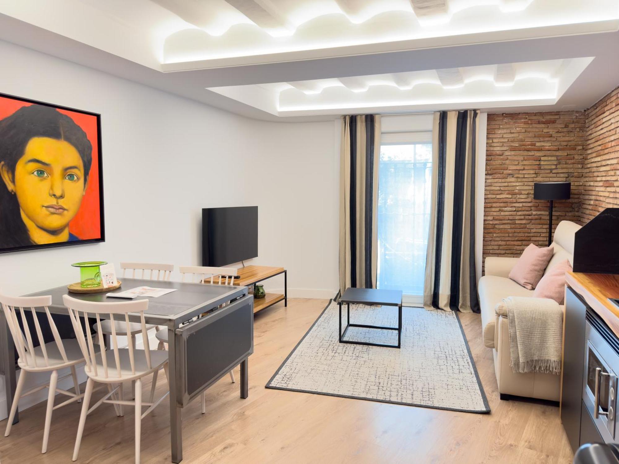 Esencia Del Casco Antiguo Apartment Logrono Ngoại thất bức ảnh