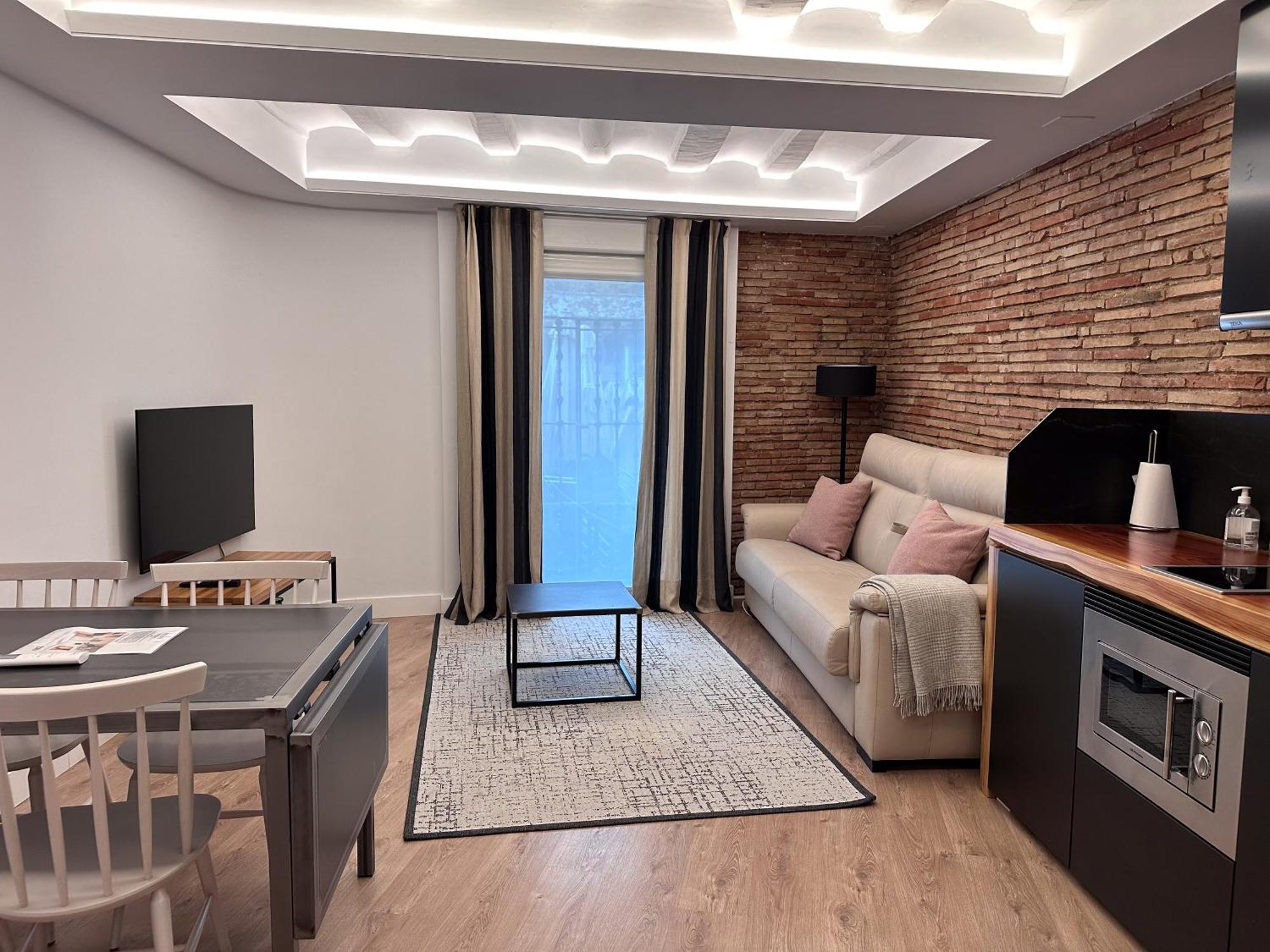 Esencia Del Casco Antiguo Apartment Logrono Ngoại thất bức ảnh
